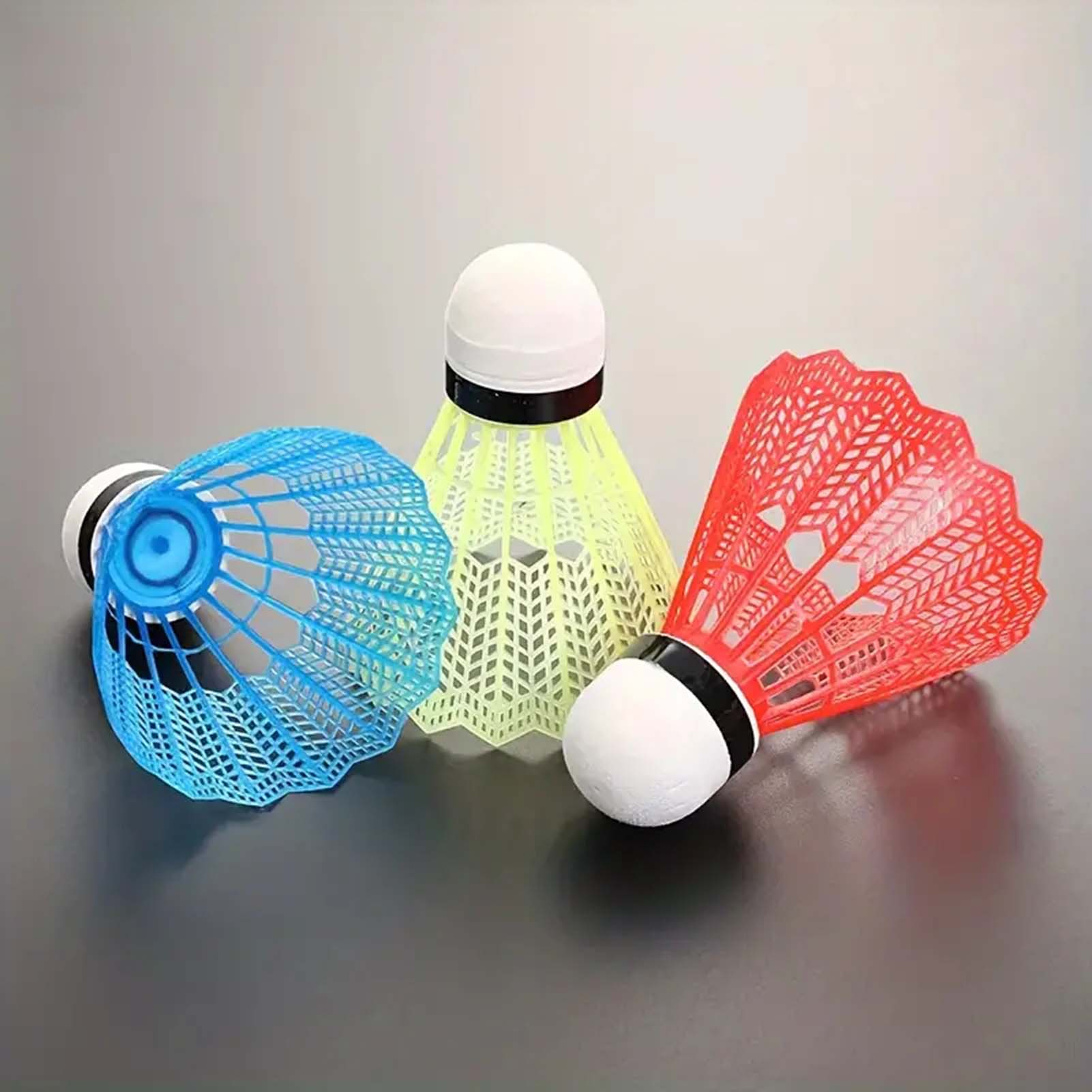 12 szt. Plastikowe białe lotki – Badminton Fun Game recenzja i cena